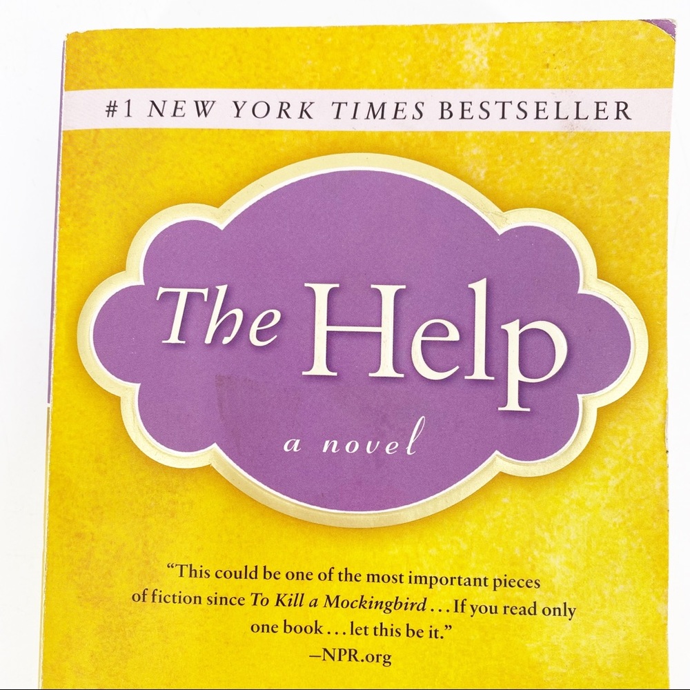 The Help by Kathryn Stockett Paperback - Picture 2 of 4